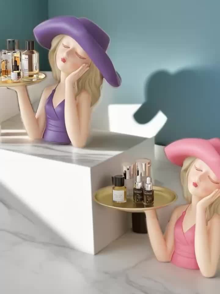 A Pretty Hat Girl Resin Tray for Your Contemporary Minimalist House