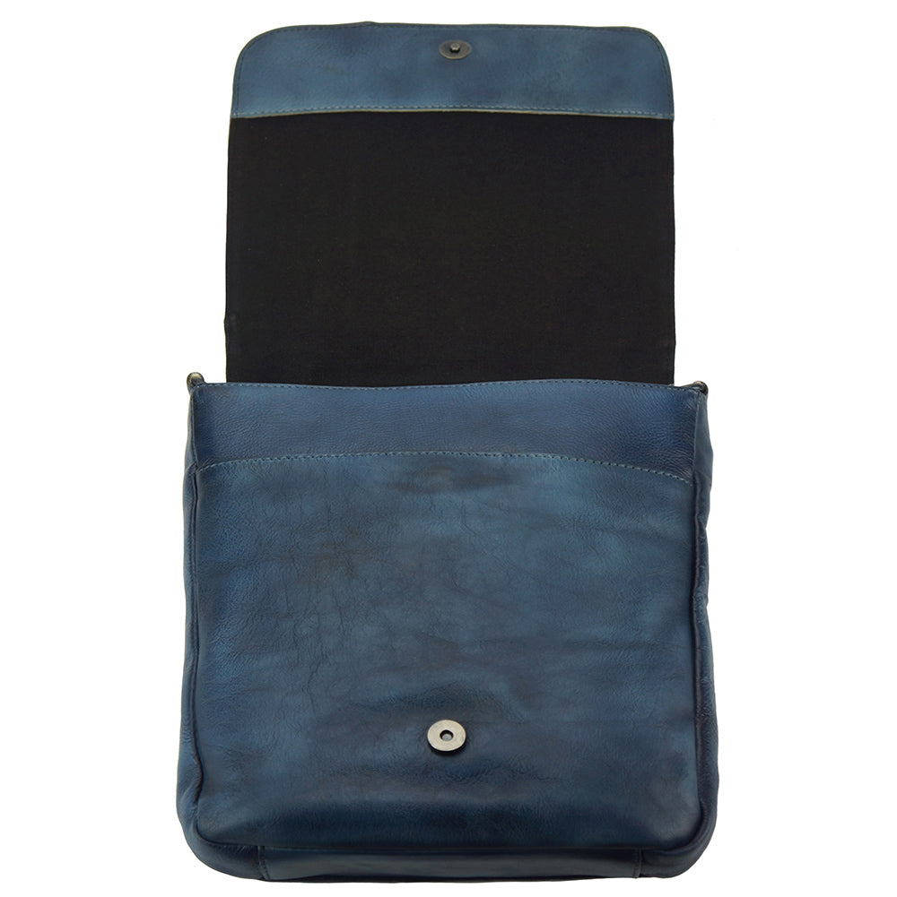 Igor Messenger Flap leather bag - Made In Italy