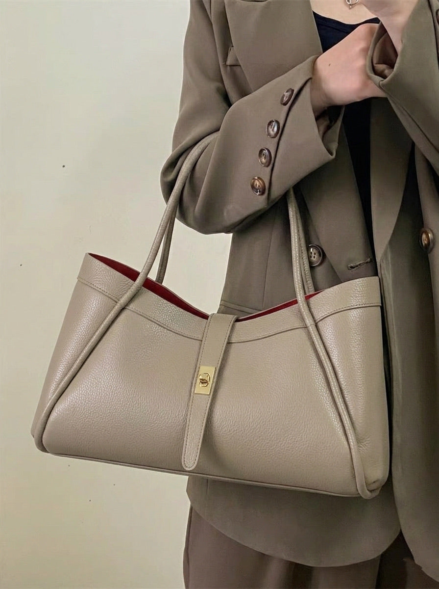 Ottilia Grande Cow Leather Shoulder Bag - Made In Italy