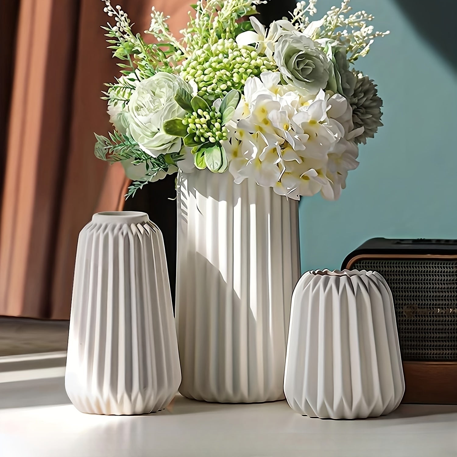 3pcs Set of Ceramic Vases