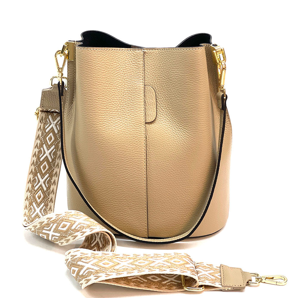 Maddalena GM leather bucket bag - Made In Italy