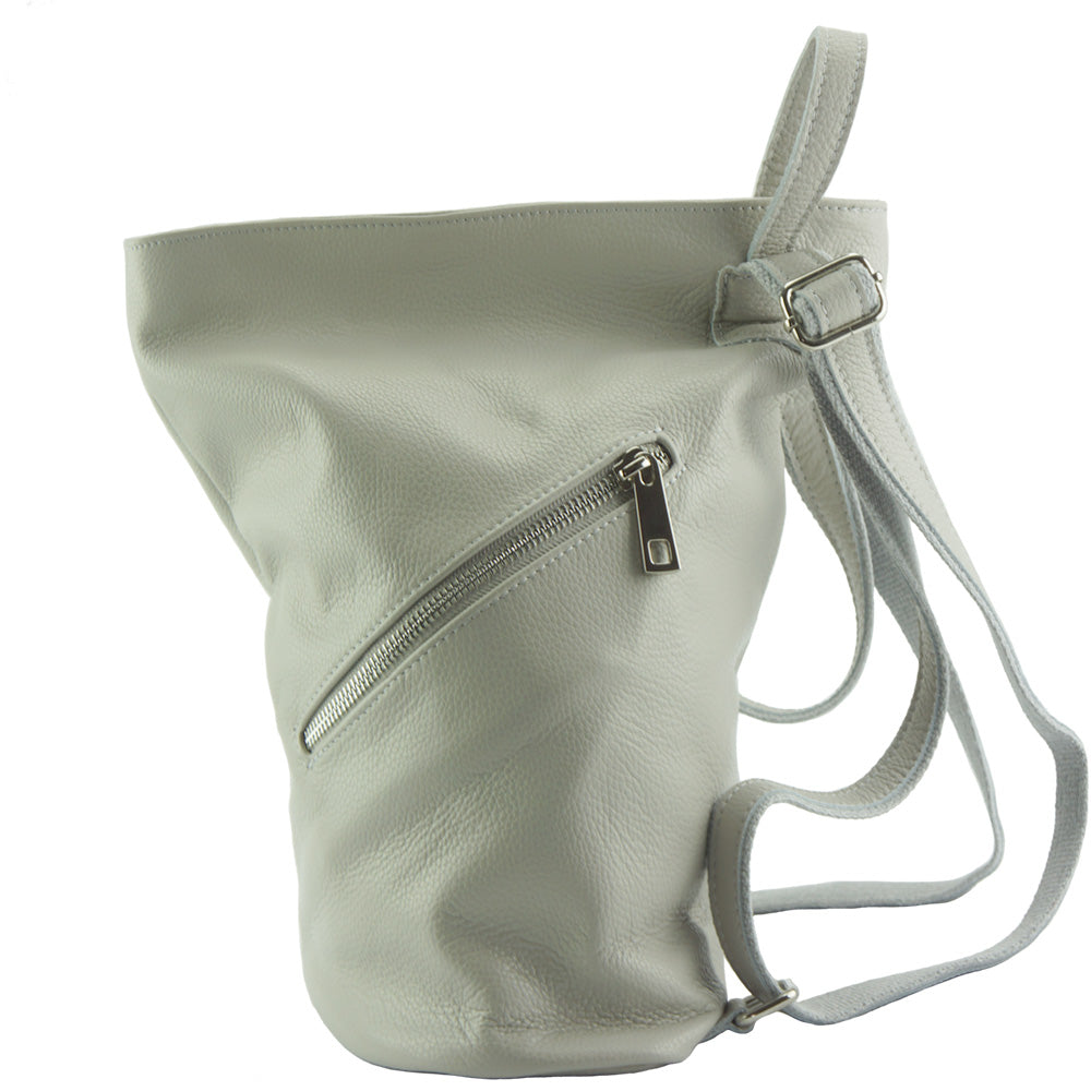 Clapton Backpack in Supple small-grained leather - Made In Italy