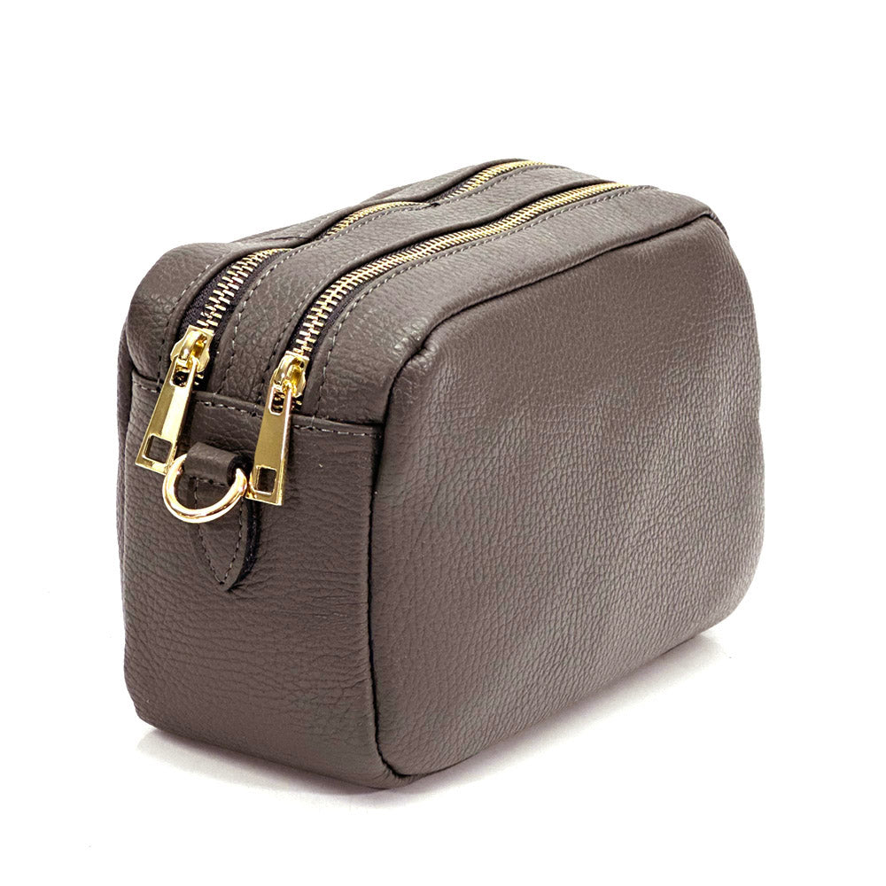 Amara GM Leather Shoulder Bag - Made In Italy