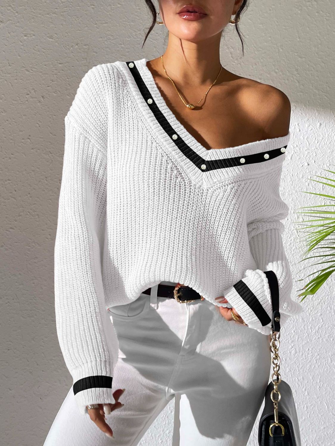 V-Neck Long Sleeve Sweater with Contrast Trim