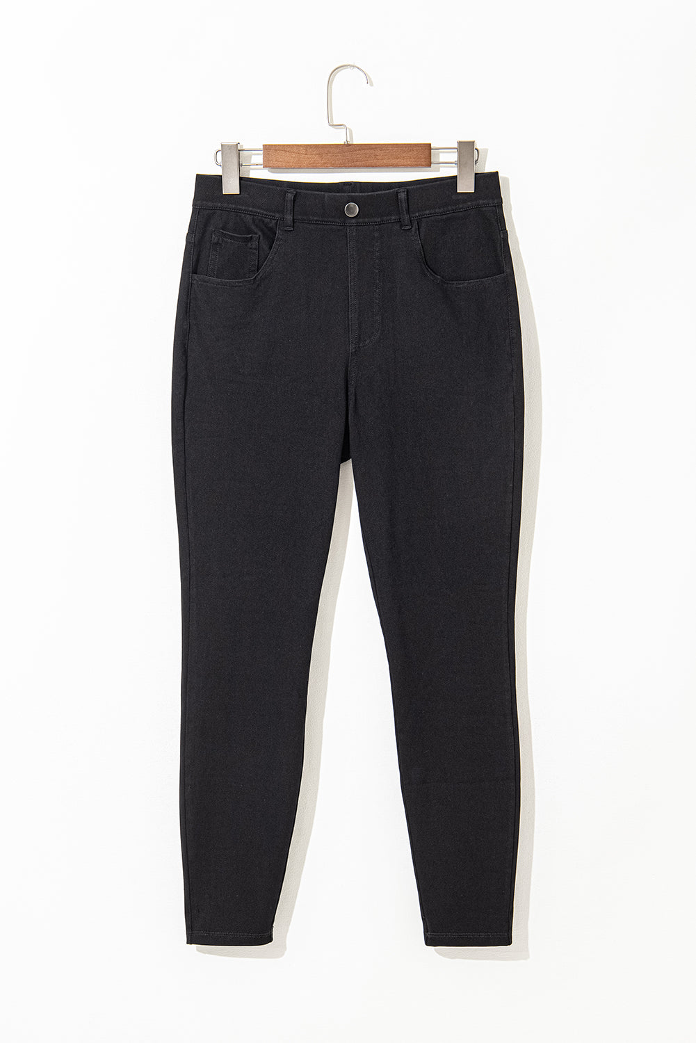 Black slim-fit ankle-high waist jeans