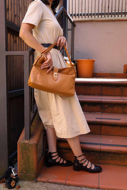 Carmina Leather Shoulder Bag - Made In Italy
