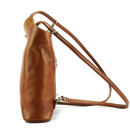 Cloe V Leather Convertible Shoulder Bag - Made In Italy