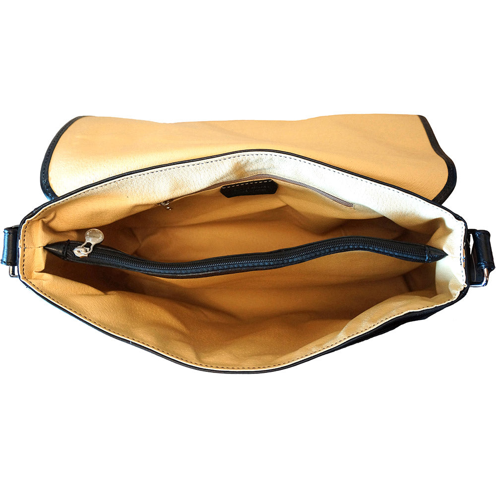 Christopher GM Messenger bag in cow leather - Made In Italy