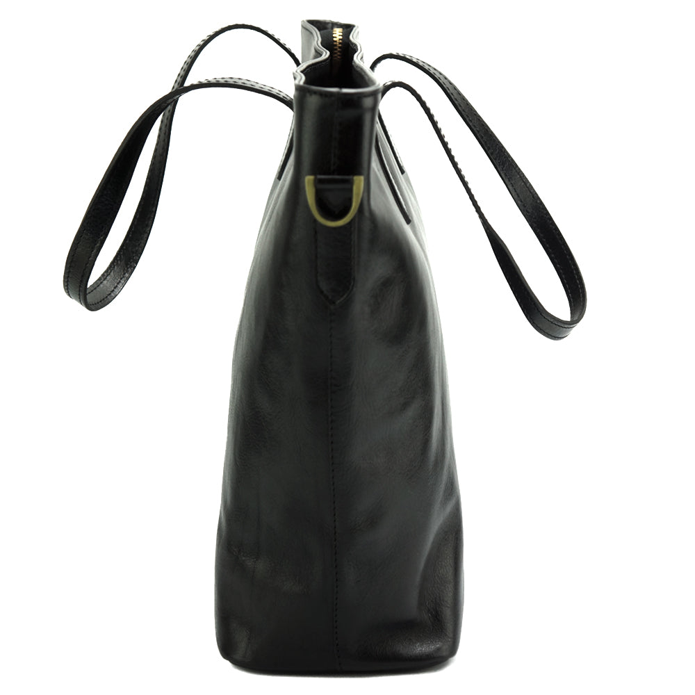 Darcy Leather Shoulder Bag - Made In Italy