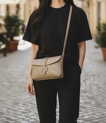 Giorgia leather clutch - 100% genuine Italian leather- made in Italy