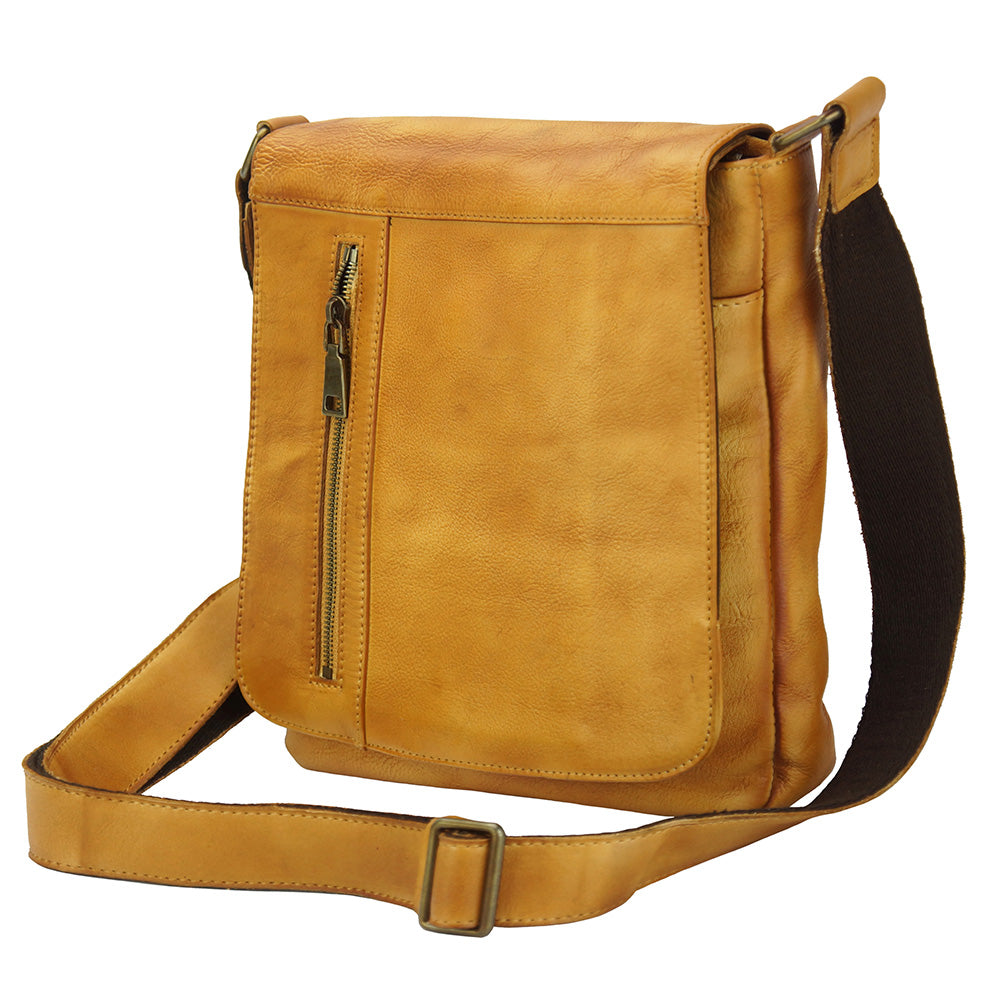 Igor Messenger Flap leather bag - Made In Italy