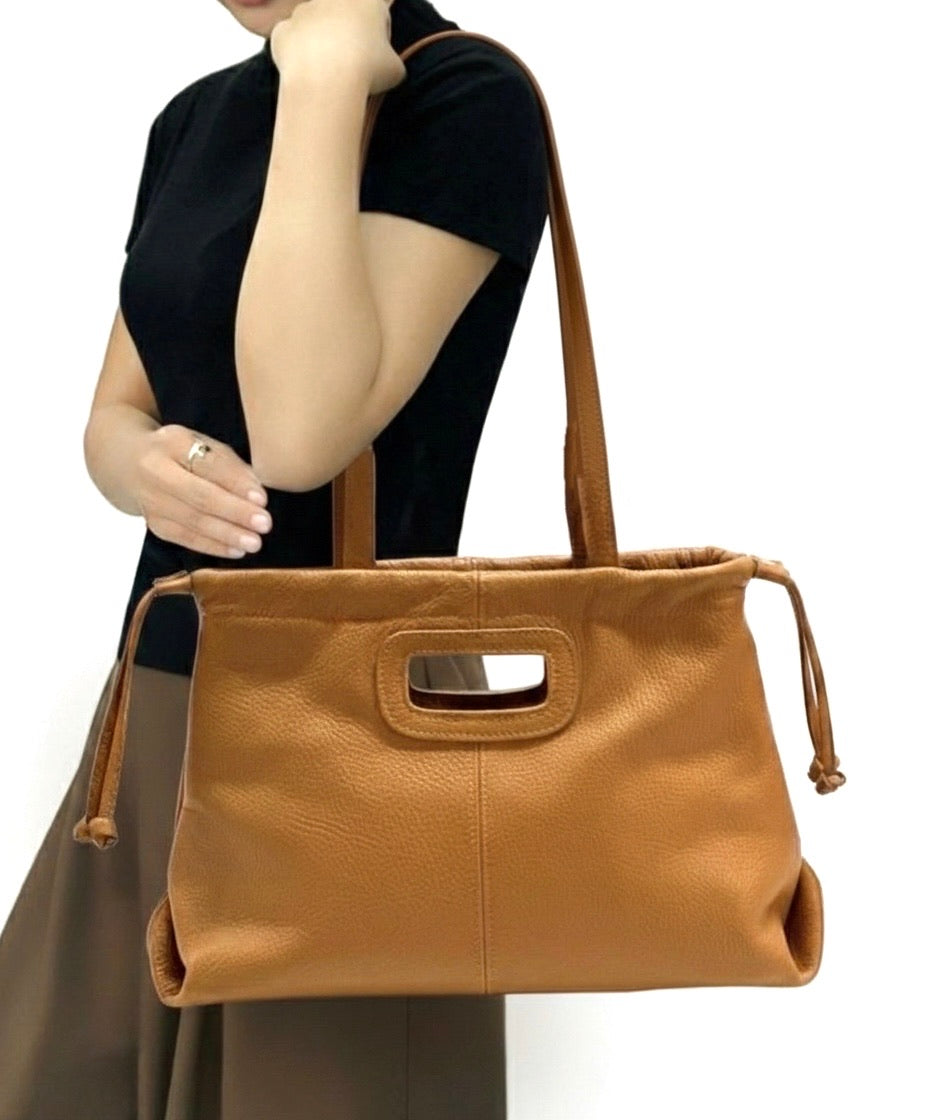Lysandra Italian Soft cow Leather Shoulder Bag - Made In Italy