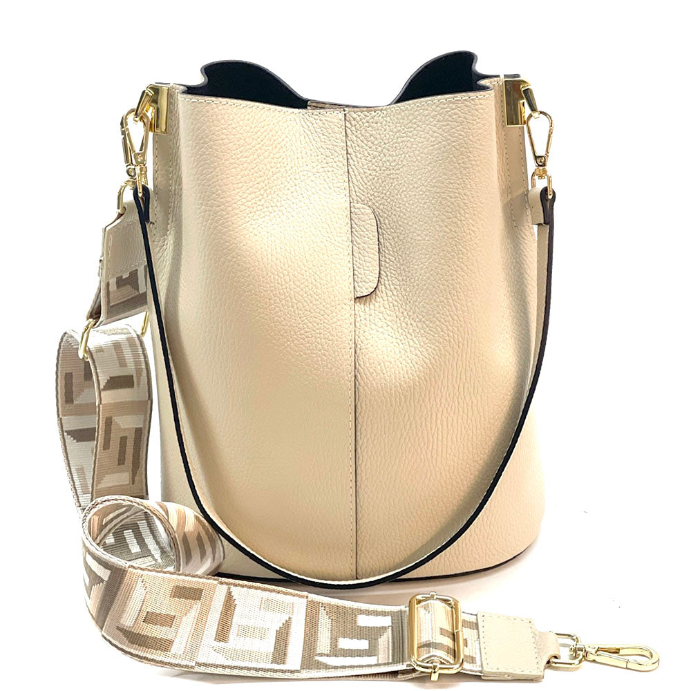 Maddalena GM leather bucket bag - Made In Italy