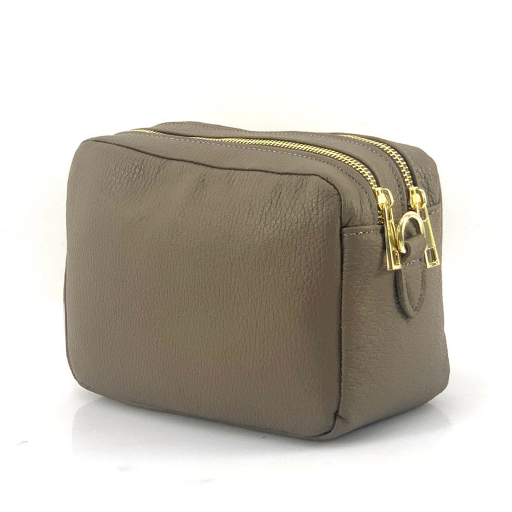 Amara GM Leather Shoulder Bag - Made In Italy