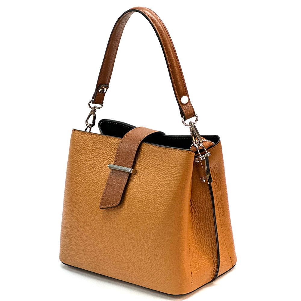 Kristen T leather shoulder bag - Made In Italy
