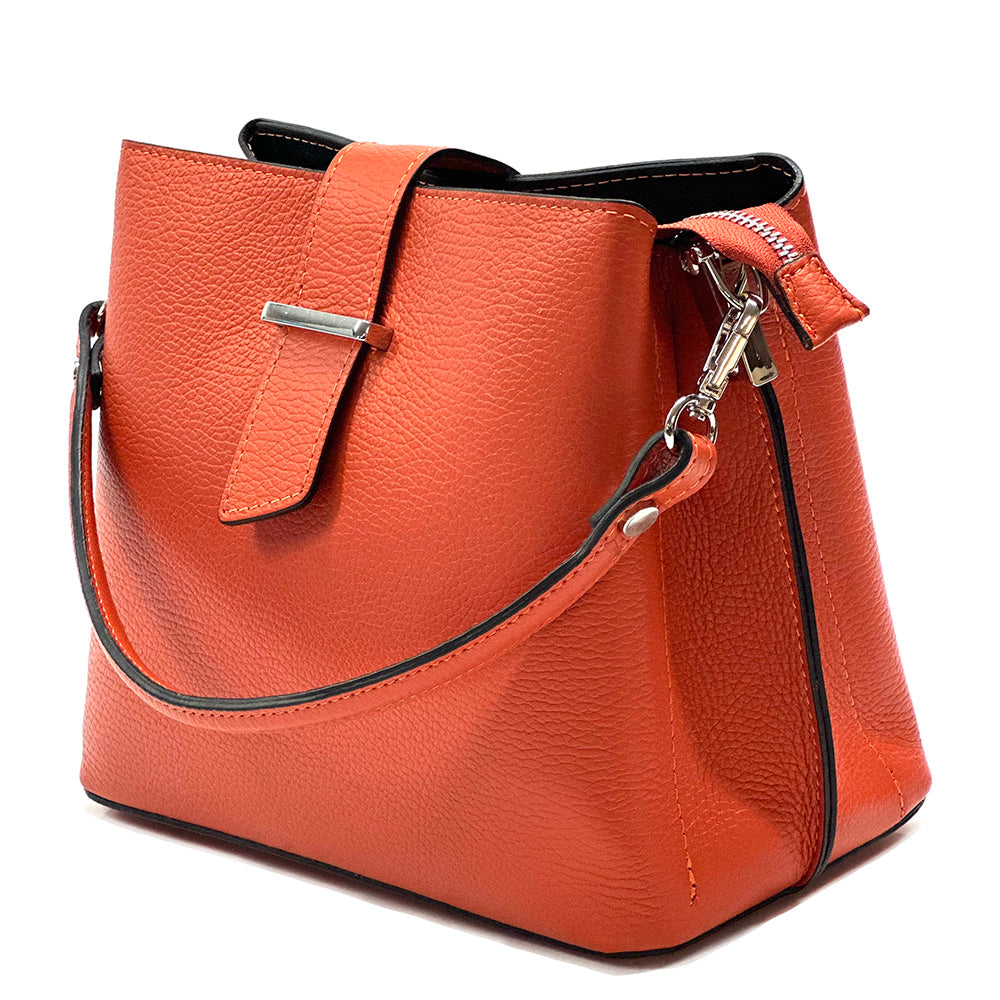 Kristen T leather shoulder bag - Made In Italy