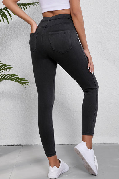 Black slim-fit ankle-high waist jeans