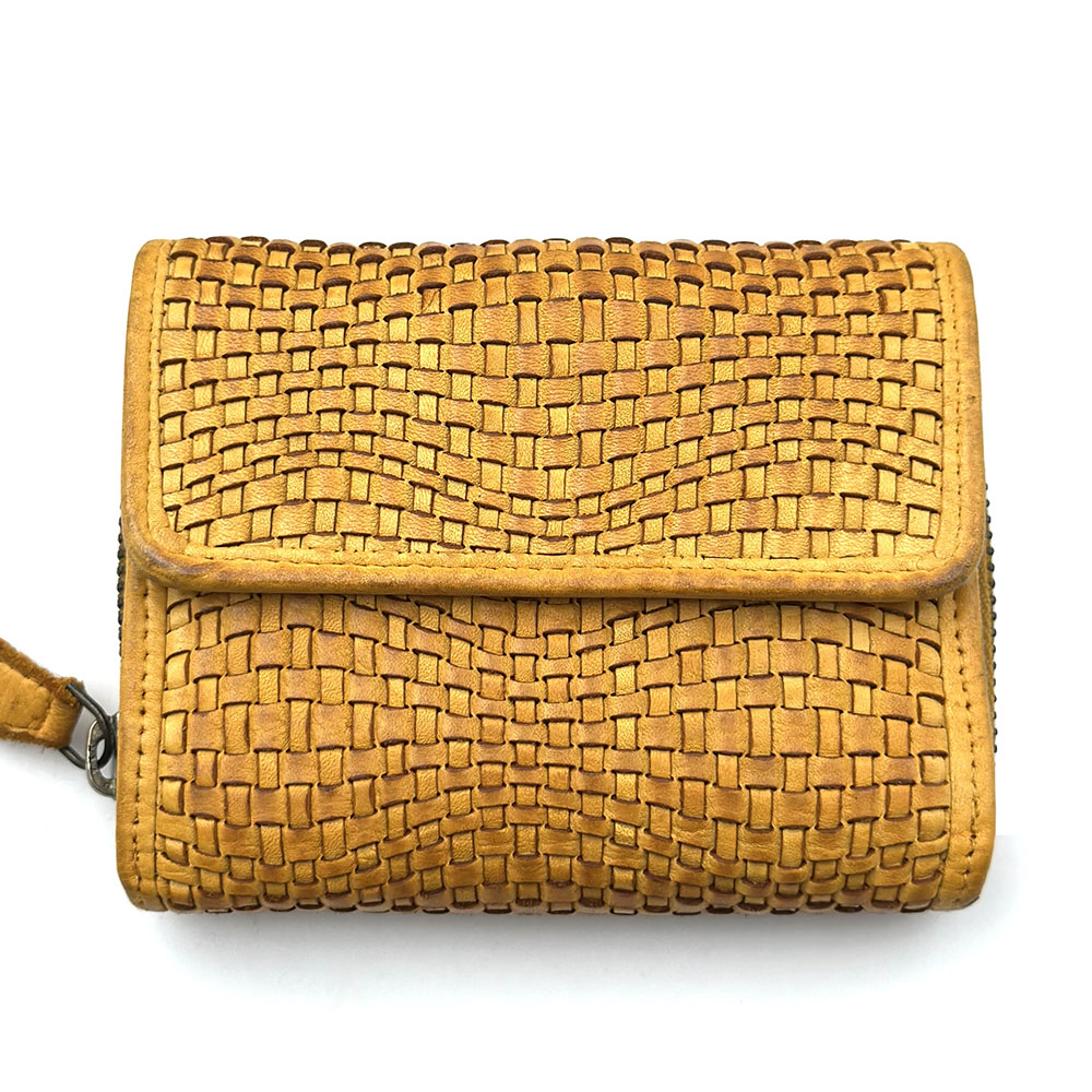 Selenia Washed Cow Leather Woven Wallet - Made In Italy