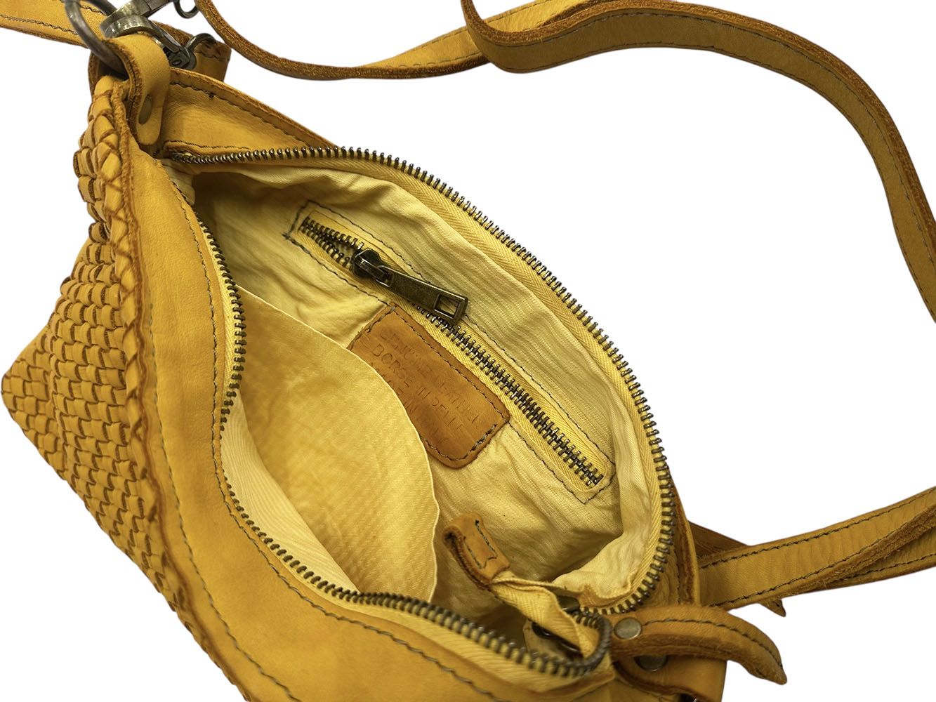 Elvaria Woven Handheld and Crossbody Bag in Calf Leather - Made In Italy