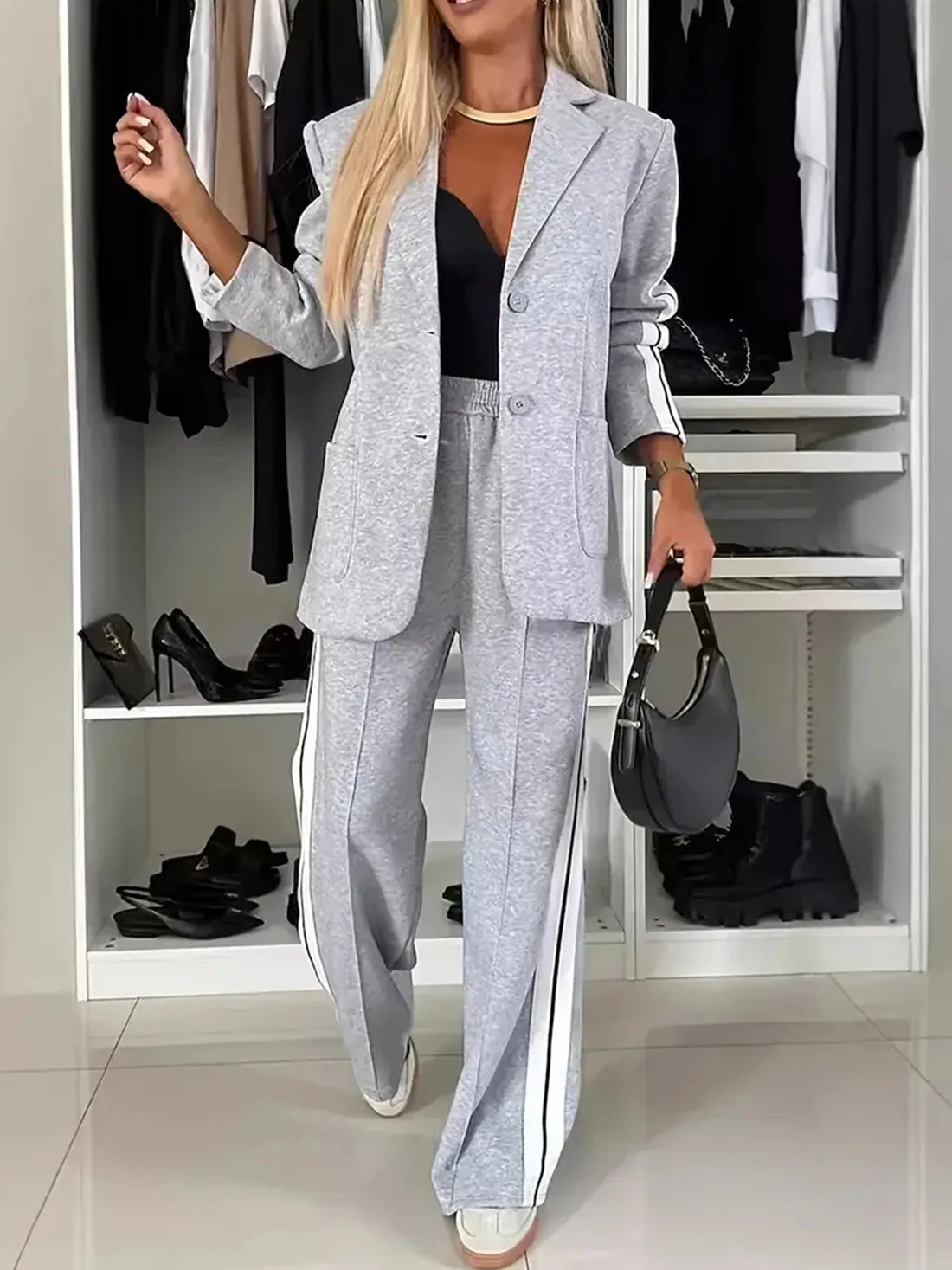 Women’s Elegant Two-Piece Suit Set – Side-Striped Lapel Jacket and High-Waisted Straight-Leg Pants